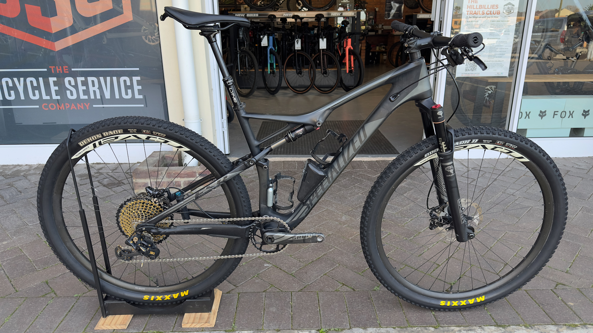 BSC Preowned - Specialized Epic Size Large
