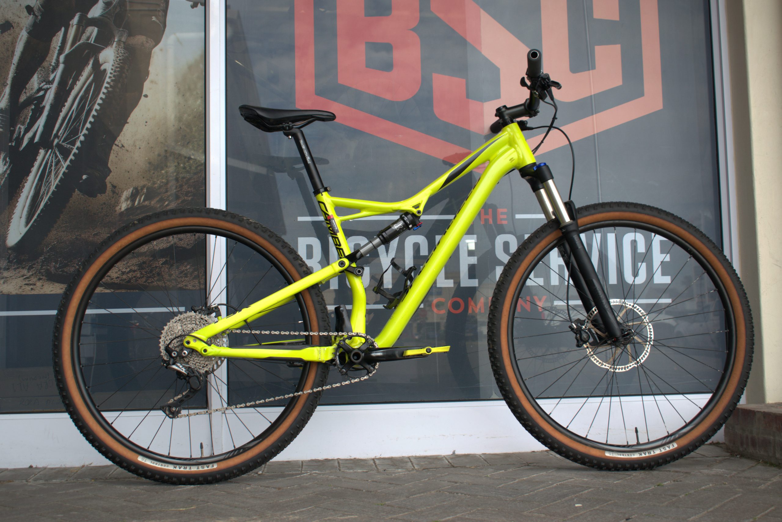 BSC Preowned - SPECIALIZED 2017 Camber 29 Size Large